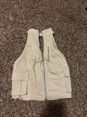 Cream Zip Vest